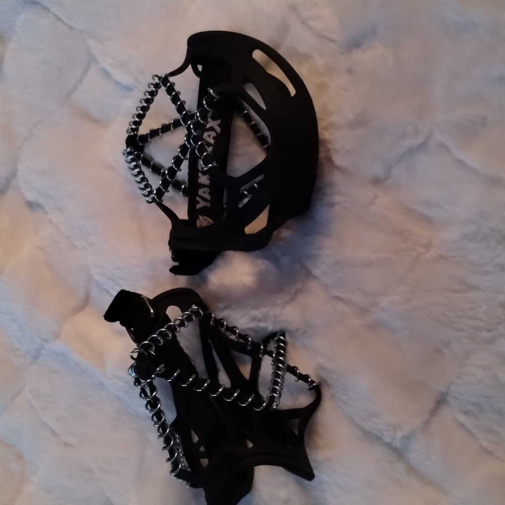* Black Yaktrax Pro Small